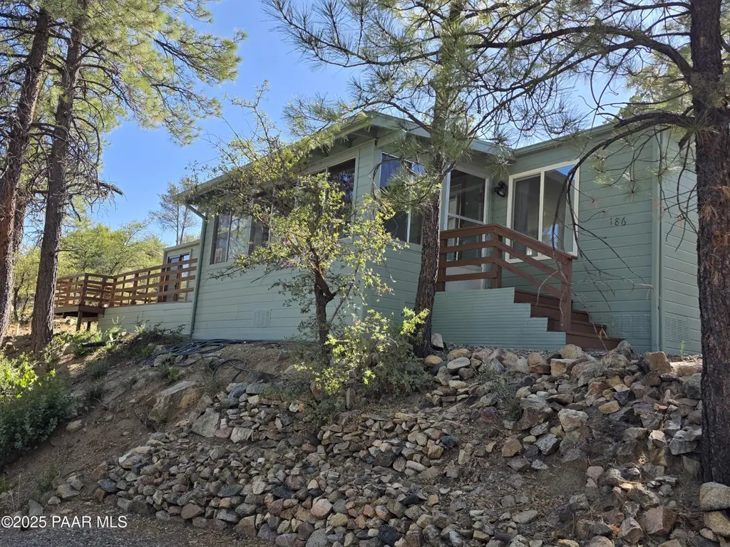 186 Oxbow St