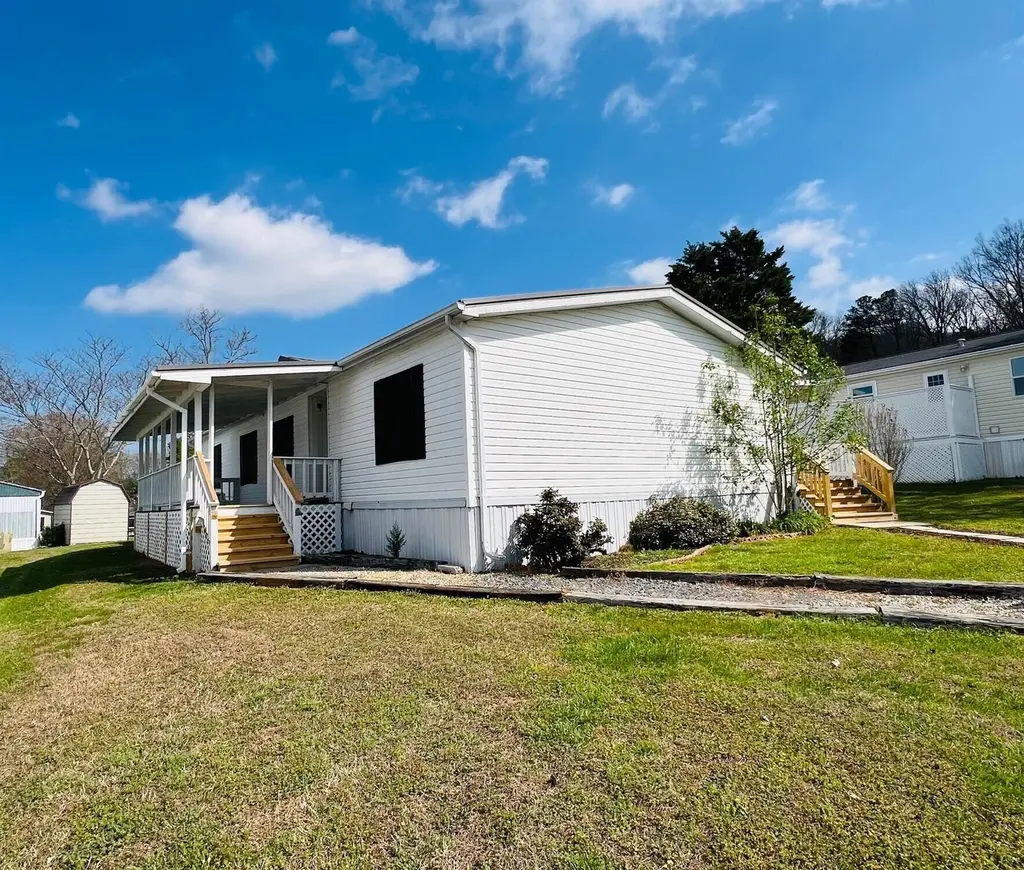 5897 Ed Ken Dr