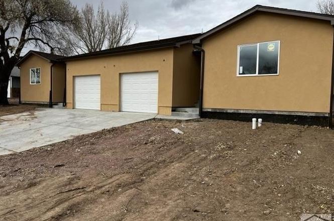 223 W Harmony Dr Unit A & B