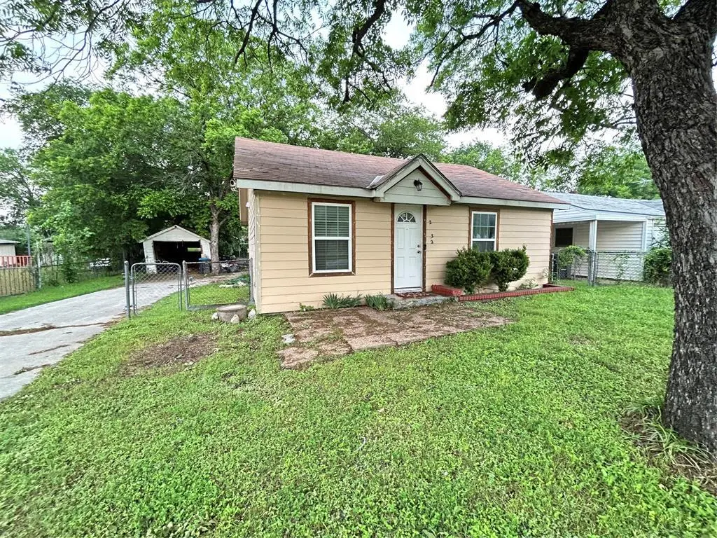 2132 N Sylvania Ave