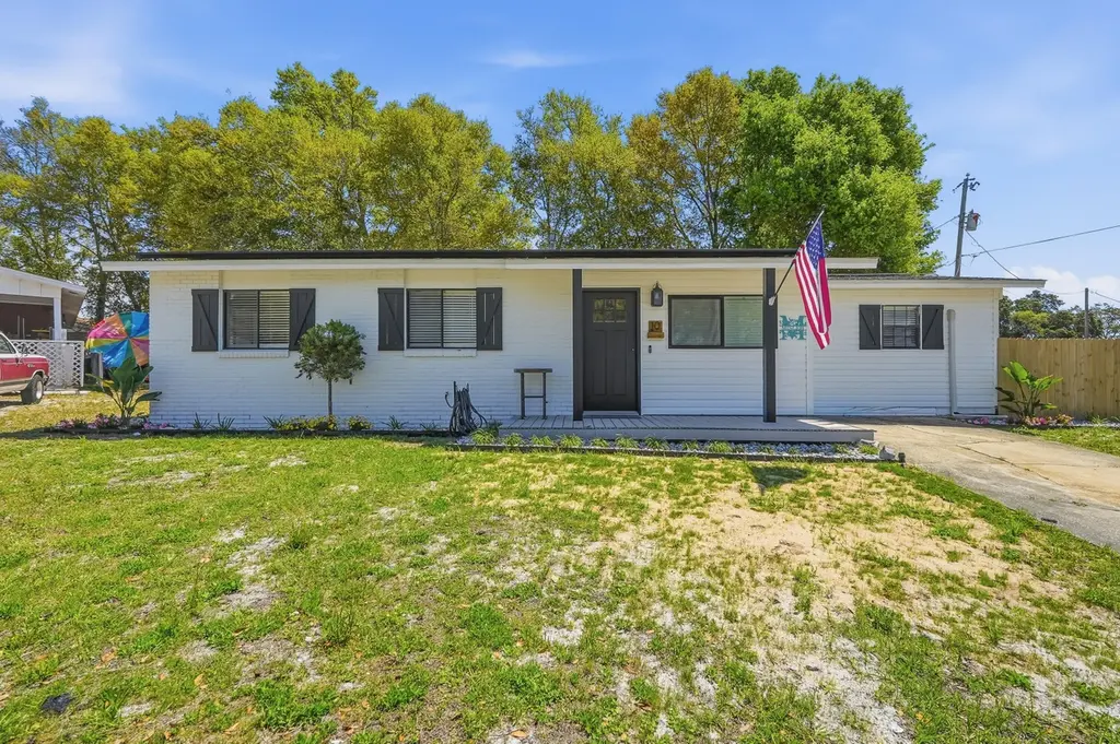 10 Overstreet Dr