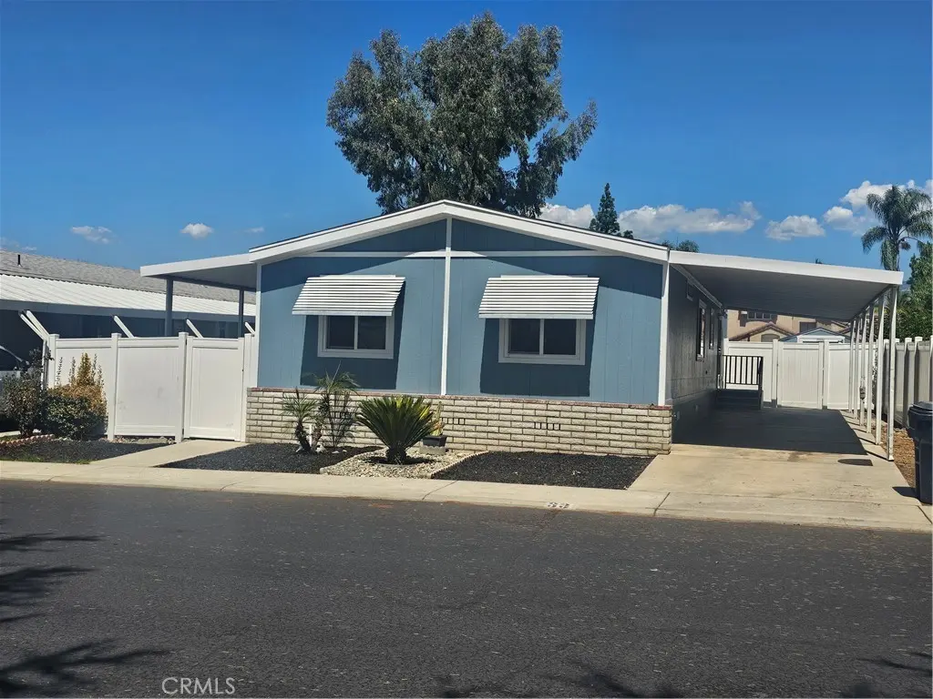 1721 E Colton Ave #33