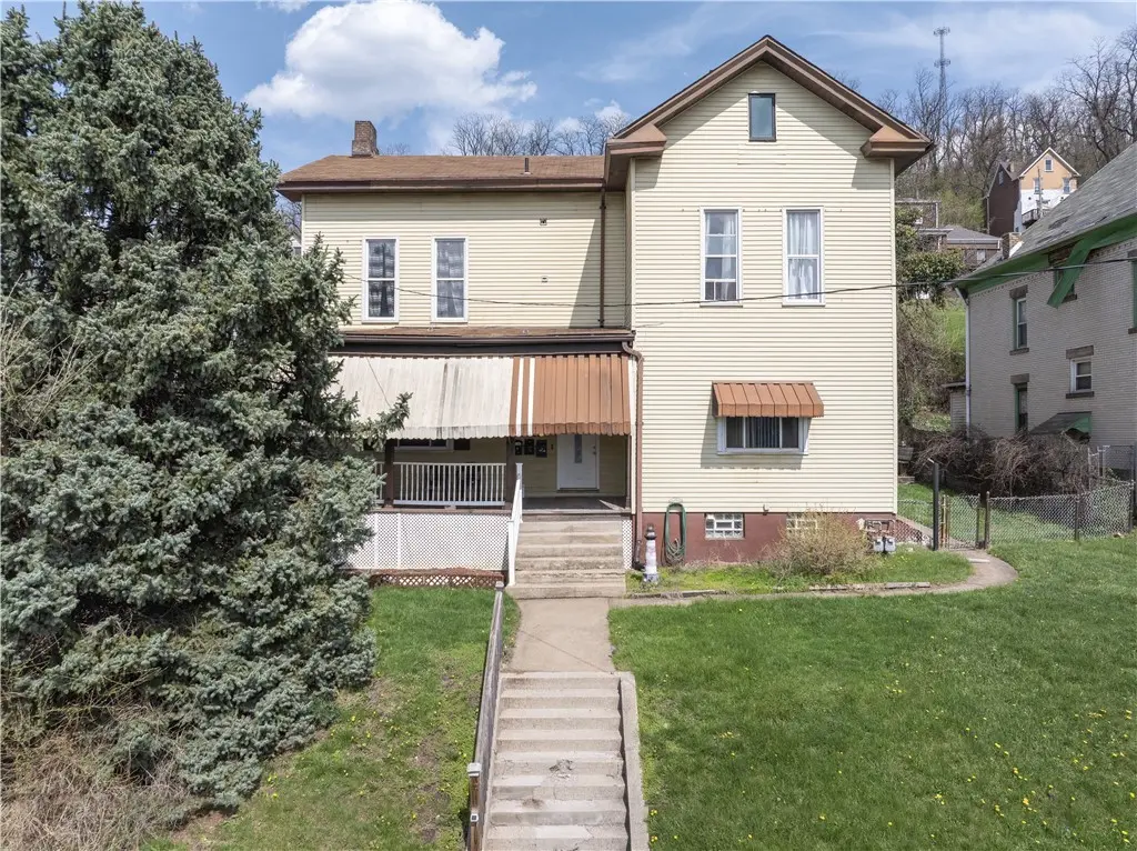 825 North Ave