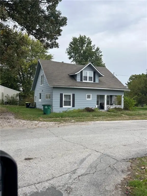 408 W 5th St