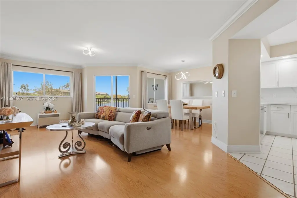 13705 SW 12th St Unit 202B
