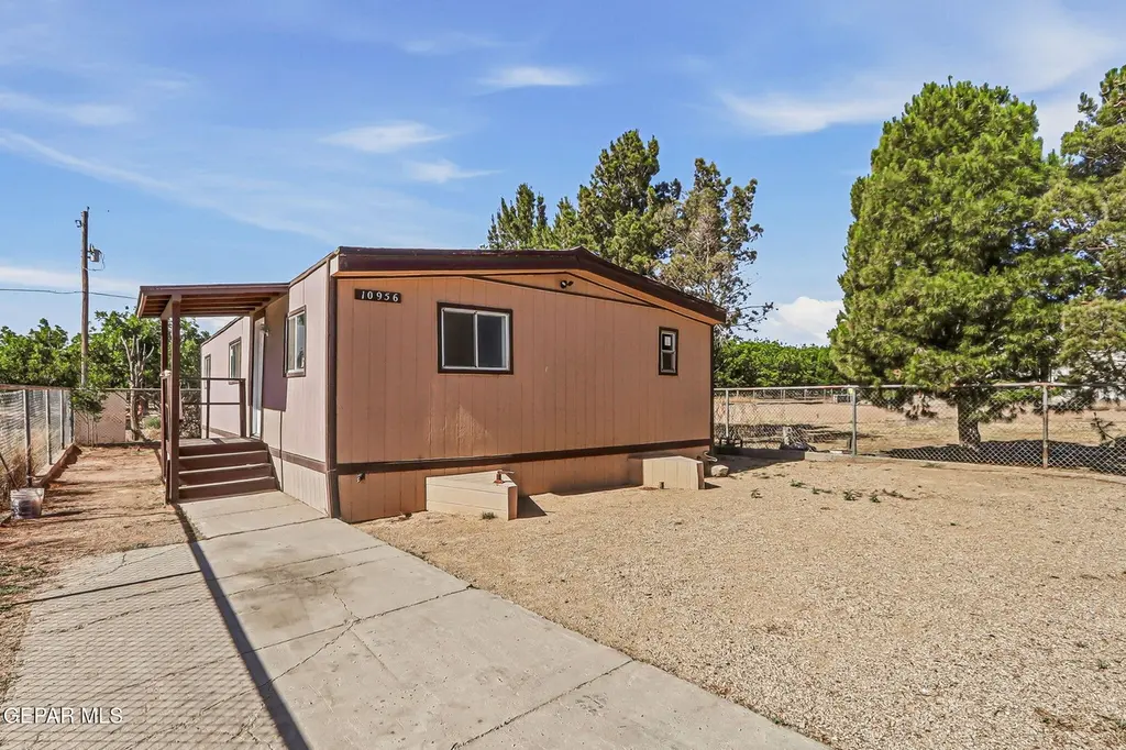 10956 Los Magos Cir