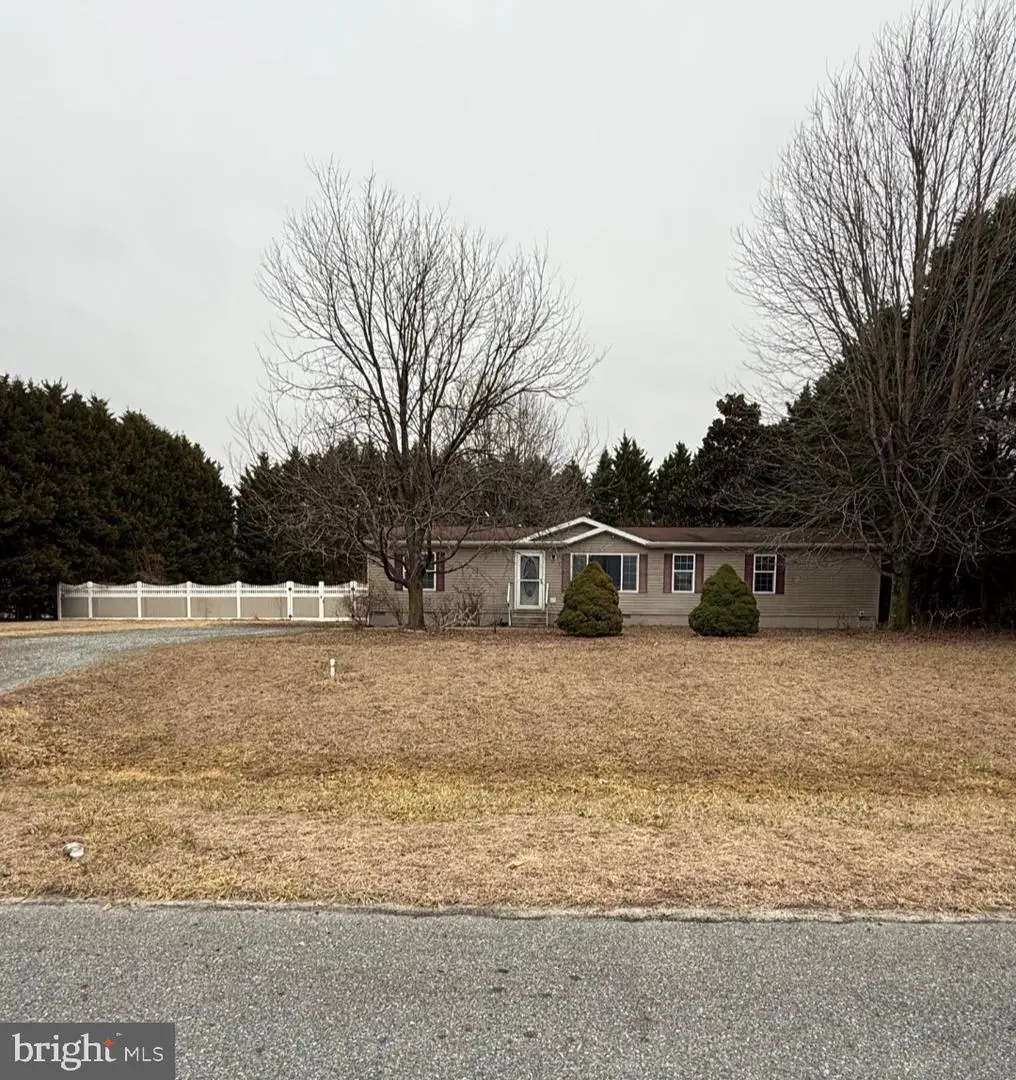 21 Cedar Crest Ln