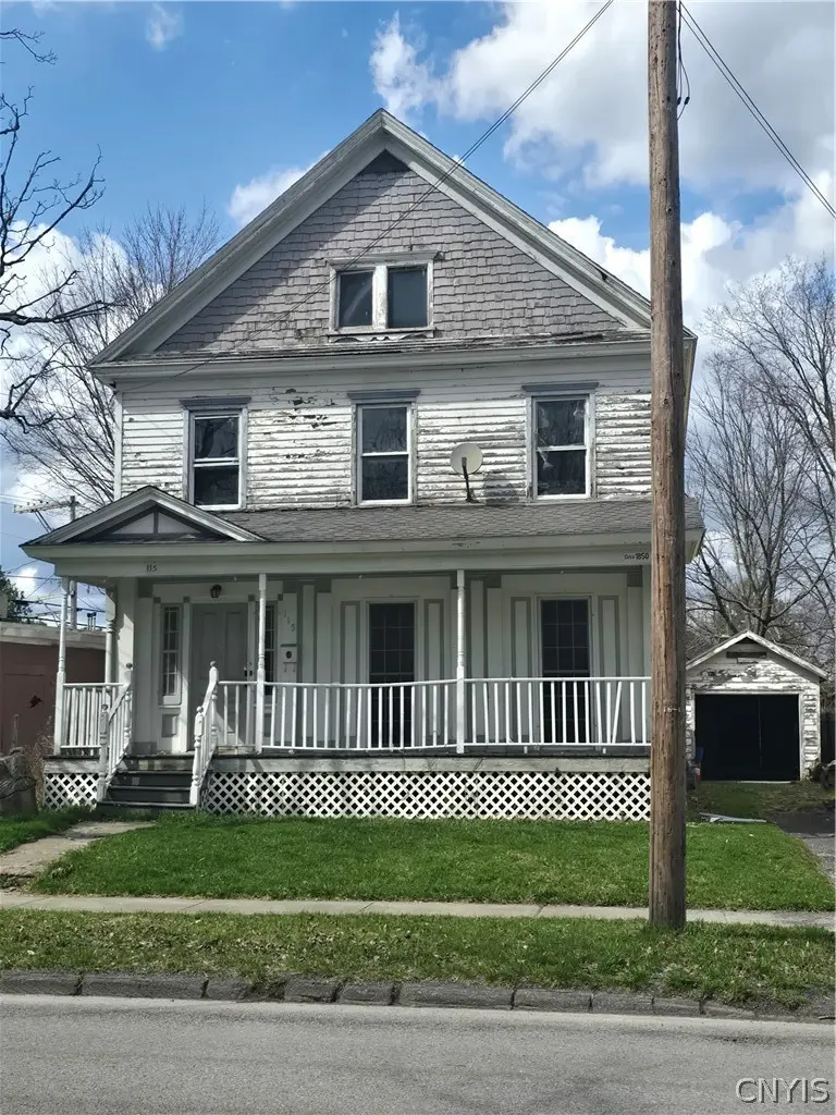 115 E Bacon St