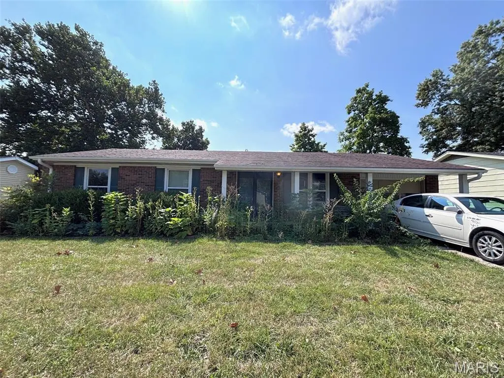 302 Mary St