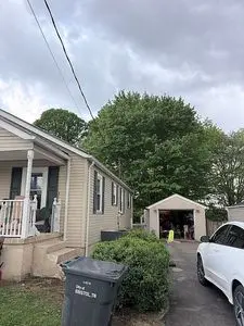 306 Hale St