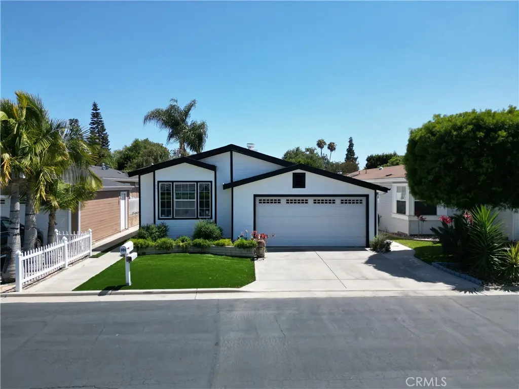 7271 Katella Ave #101