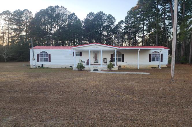 1114 Furman Nixville Pkwy