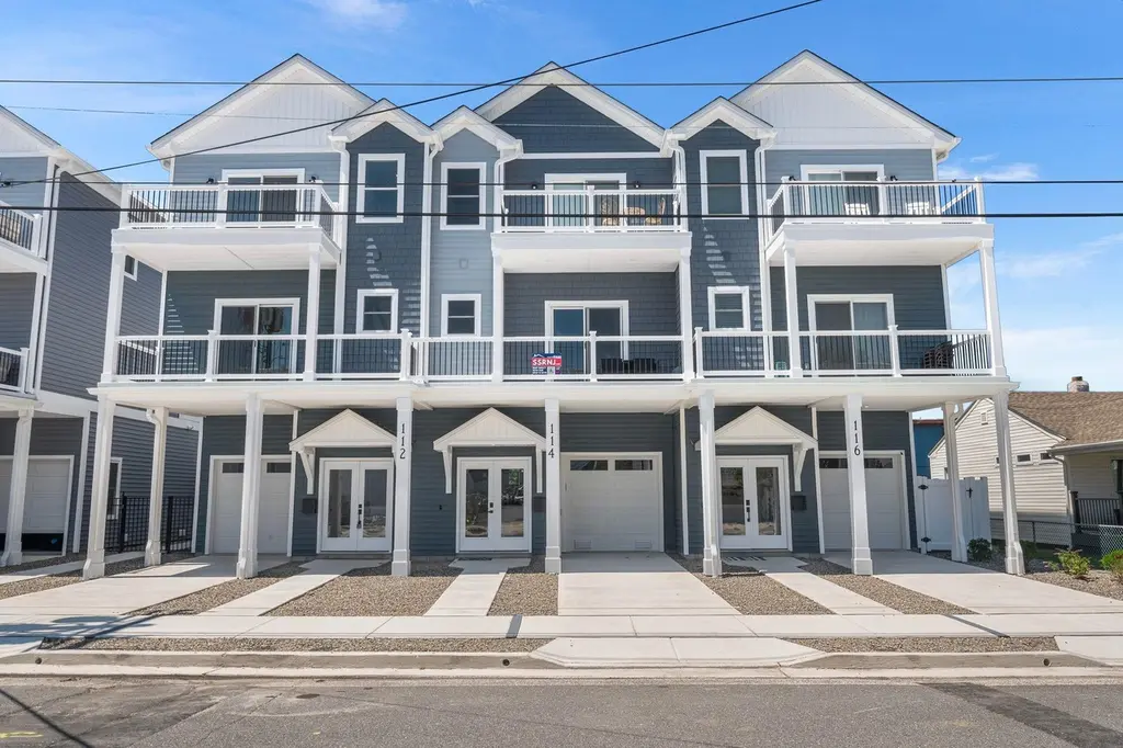115 W Spencer Ave