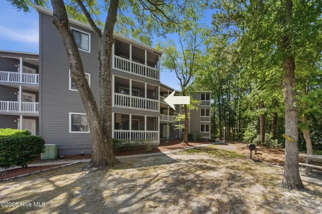 10168 Beach Dr SW Unit 4203