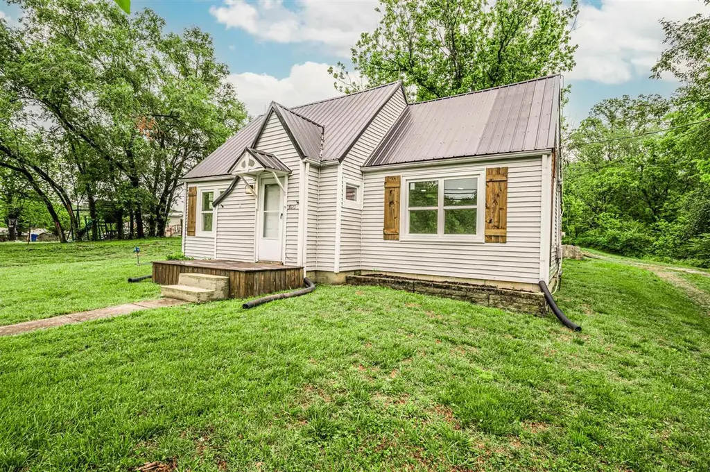 3920 Brownsville Rd