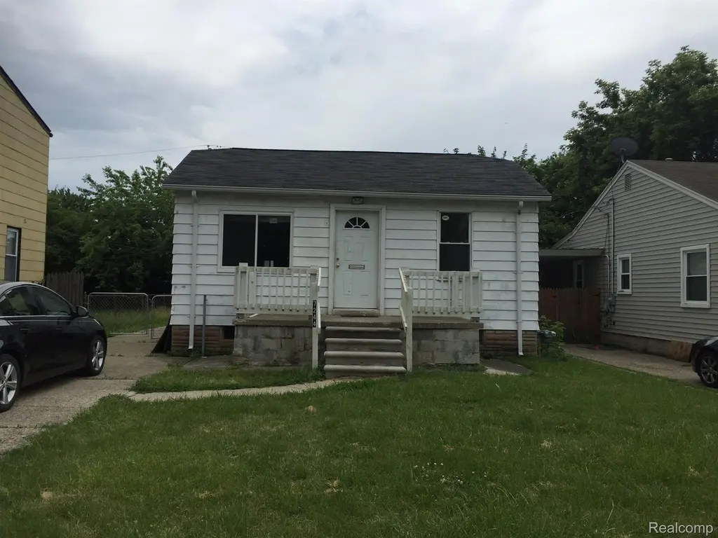 7244 Ford Ave