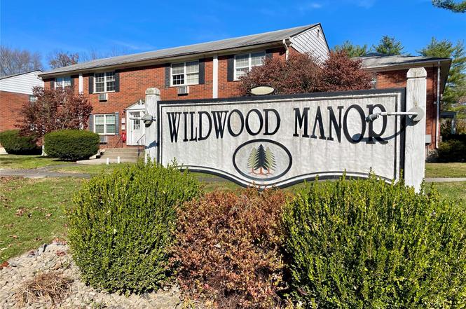 5 Wildwood Dr Unit 8B
