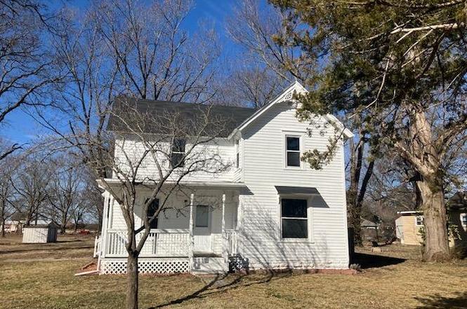 109 N Western Ave