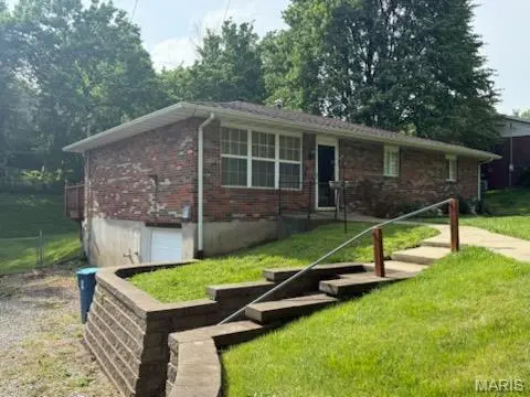 204 Lake Hillcrest Dr