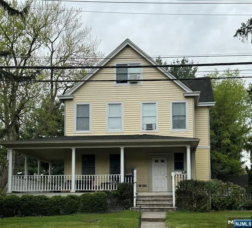 430 Closter Dock Rd