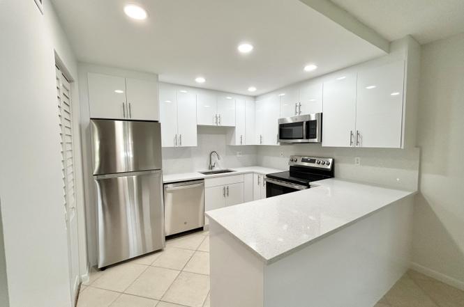418 Pine Glen Ln Unit C-1