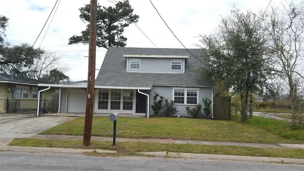 4323 Dreux Ave