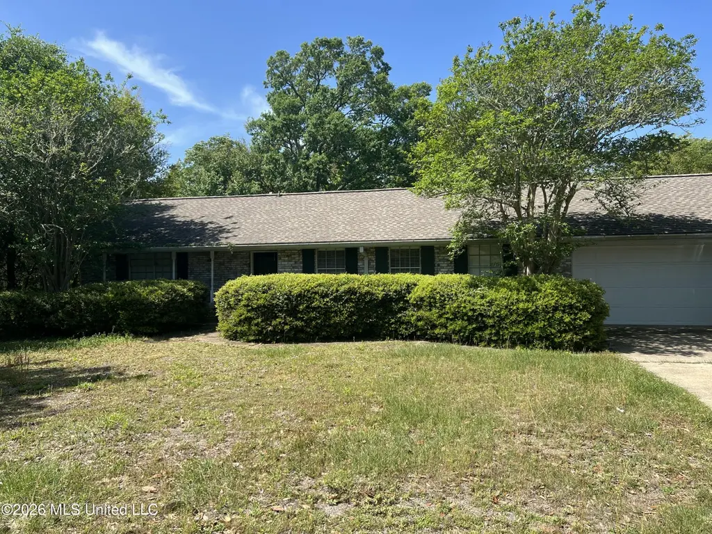 103 Edmund Dr