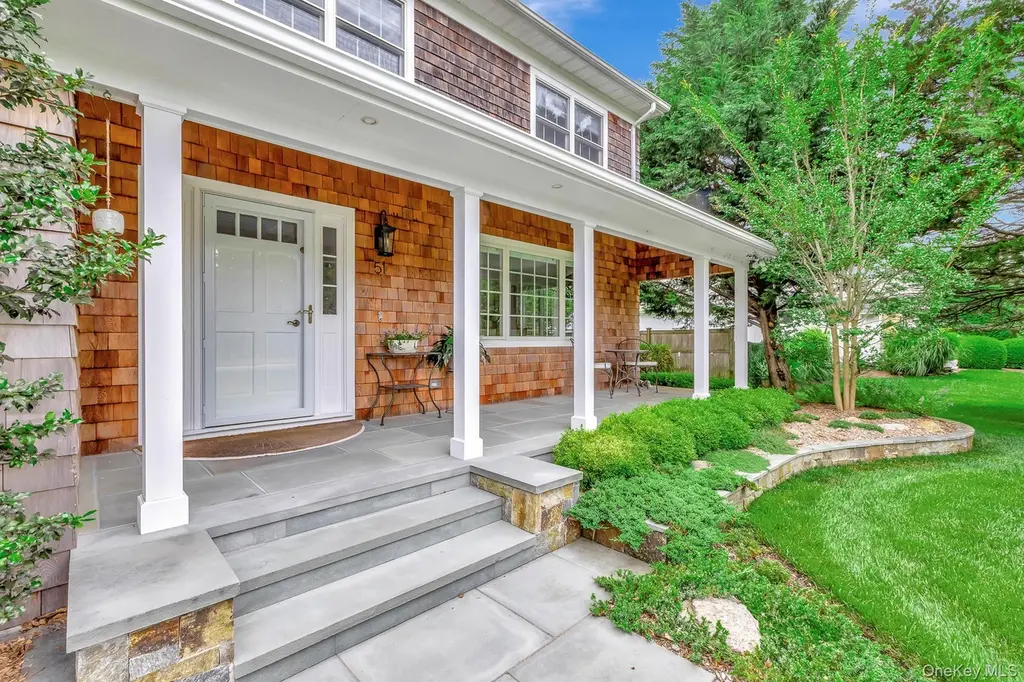 51 Halsey Rd