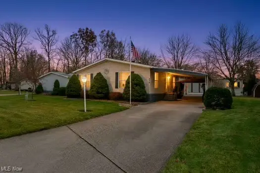 275 Ashwood Dr