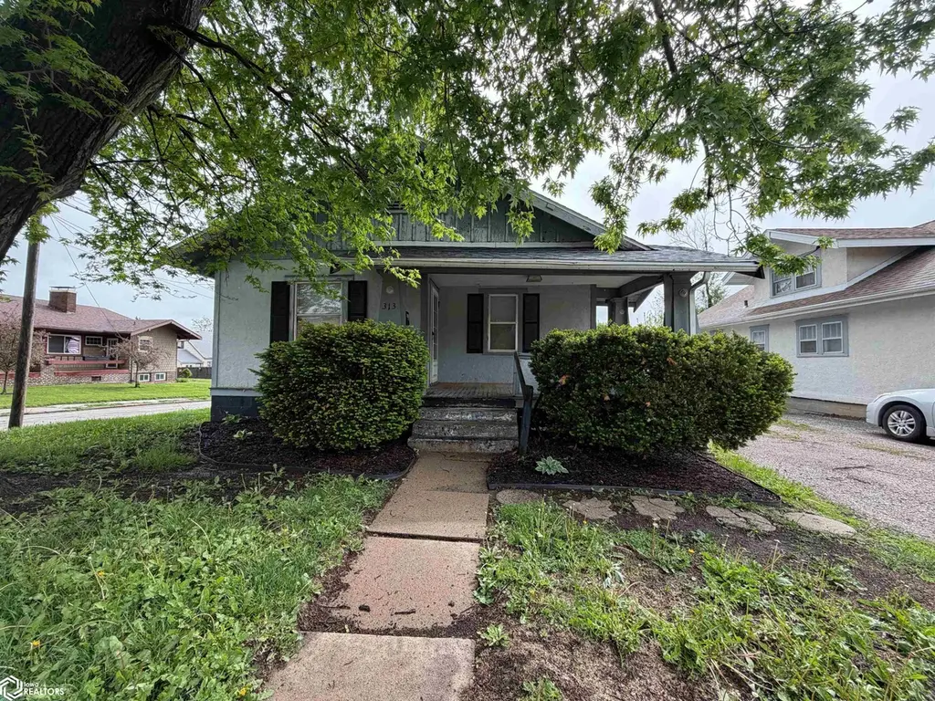 313 N Haynes Ave