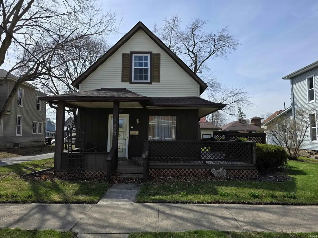 458 Whitelock St