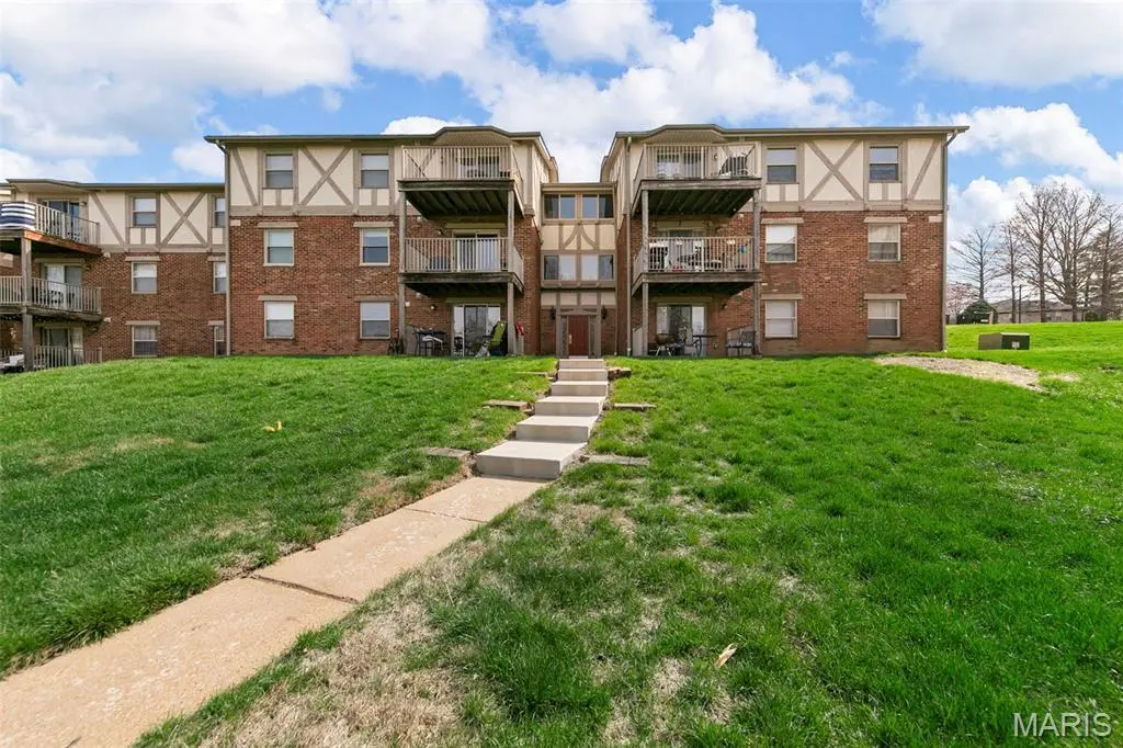 1411 Willow Brook Cv #8