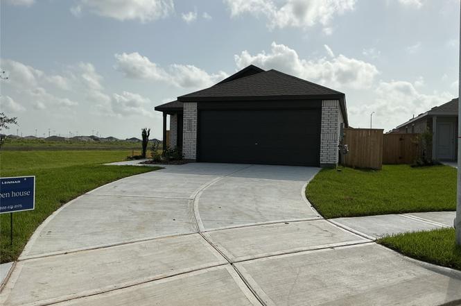 9203 Burch Eagle Ct