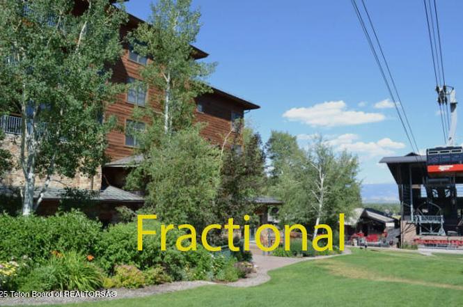 3340 W Cody Ln #204