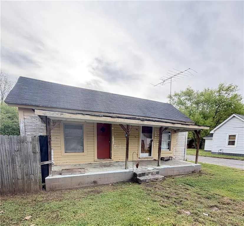 3 Walnut St