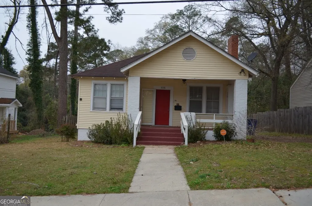 1036 Clay Ave
