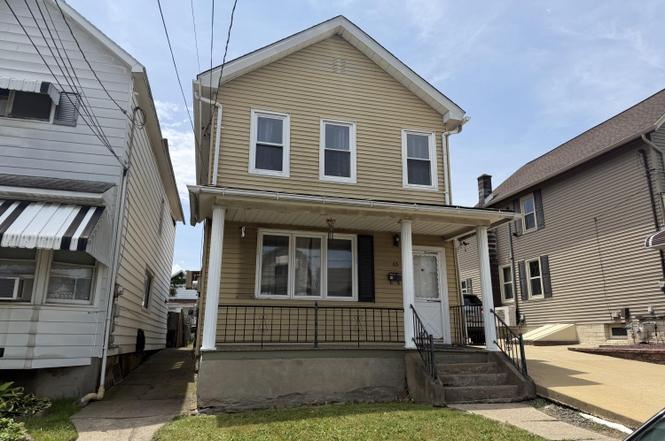63 Moyallen St