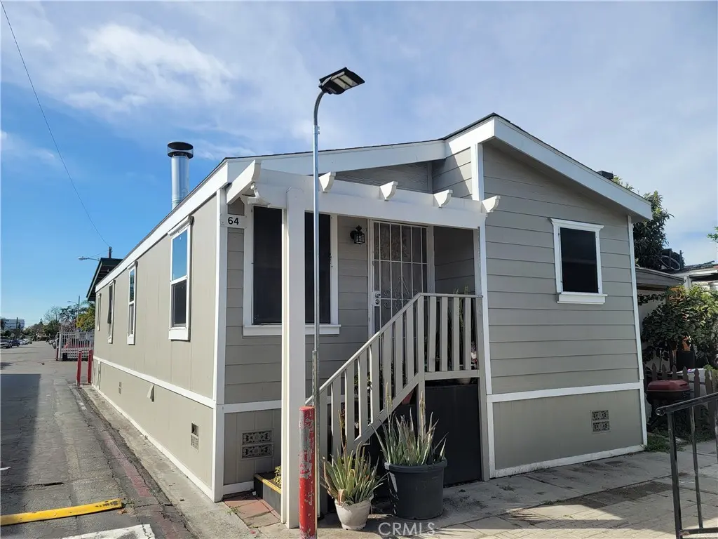 12265 Woodruff Ave #64