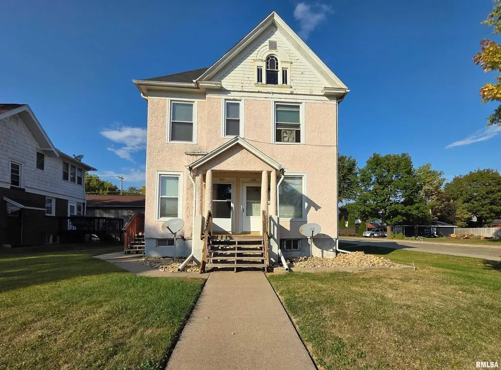 800 6th Ave S