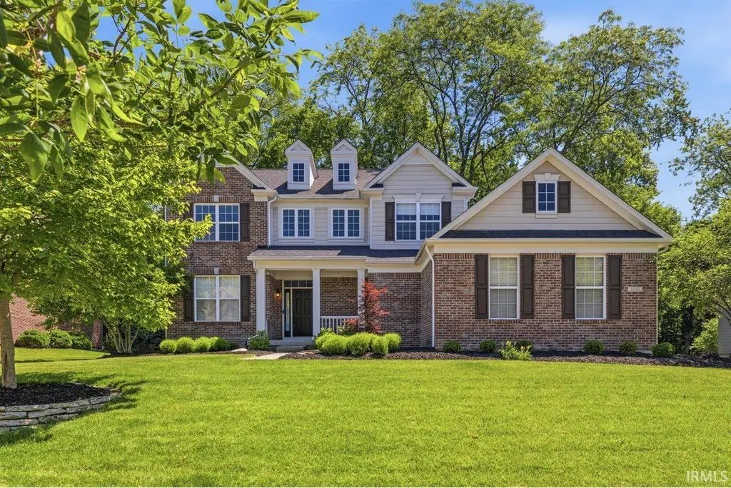 11361 Romeo Pl