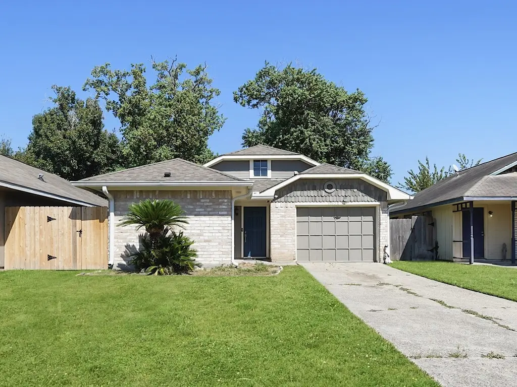 23338 Prairie Bird Dr
