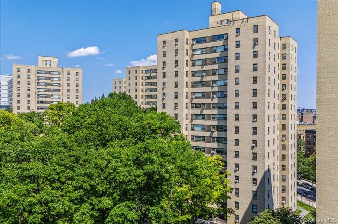 7 Fordham Hill Ova Unit 7G