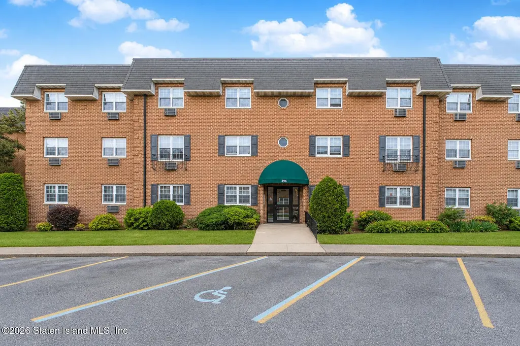 394 Maryland Ave Unit 2a