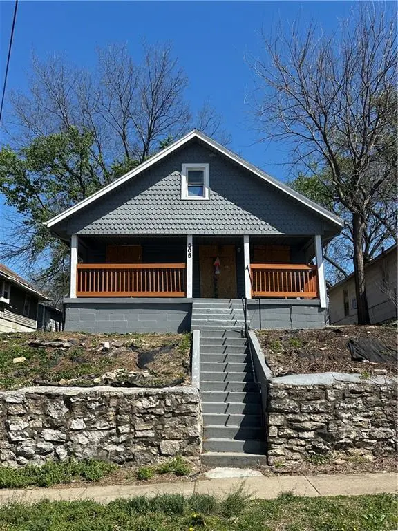 505 Wallace Ave