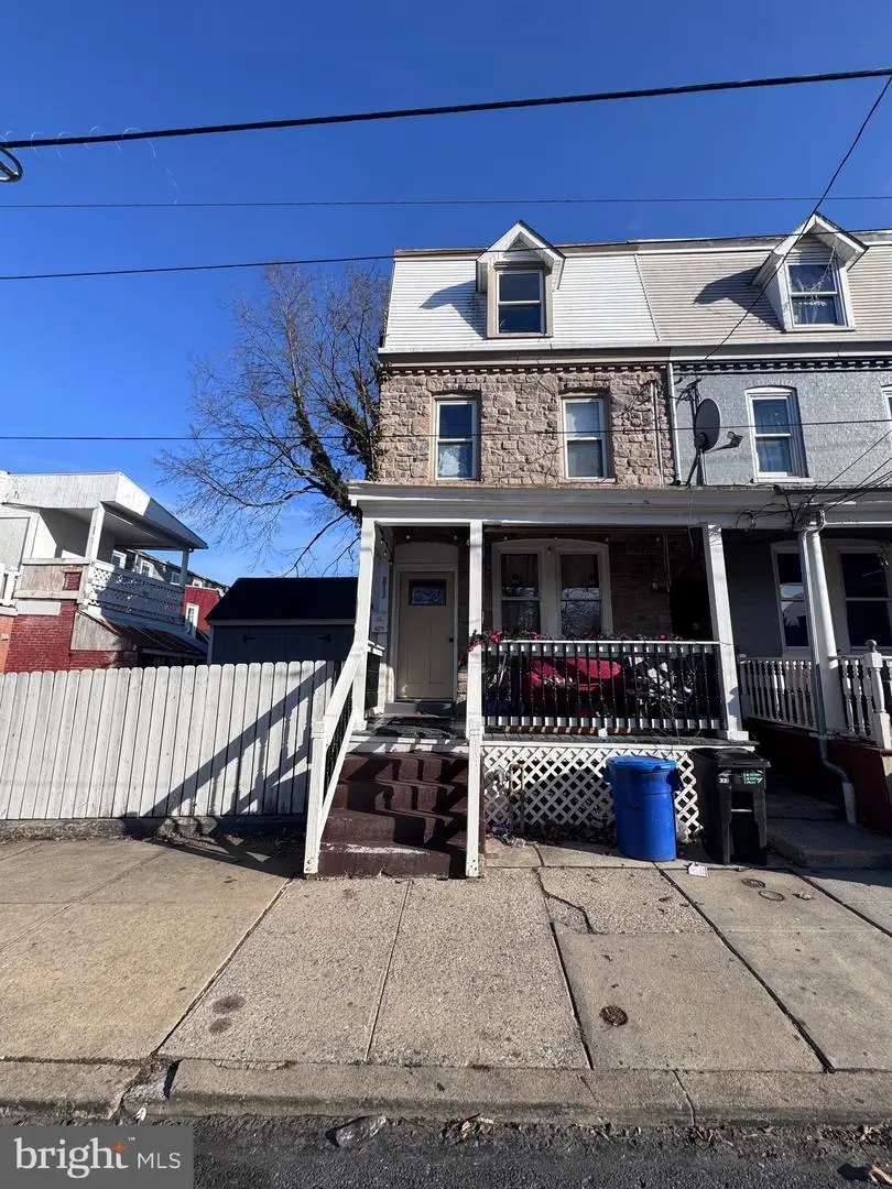 213 Juniata St