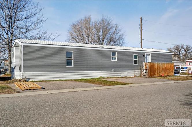363 W Griffith Rd #18