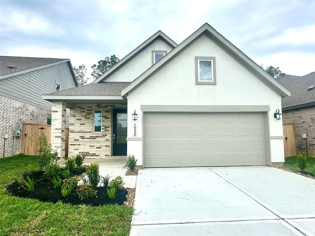 16558 Timberwolf Trl