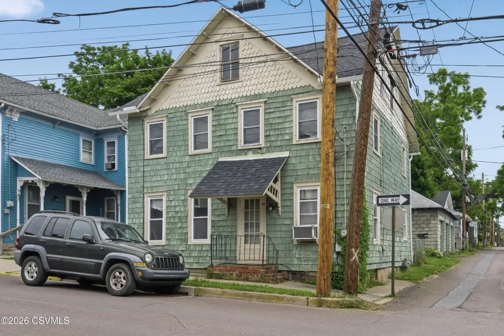 131 West St