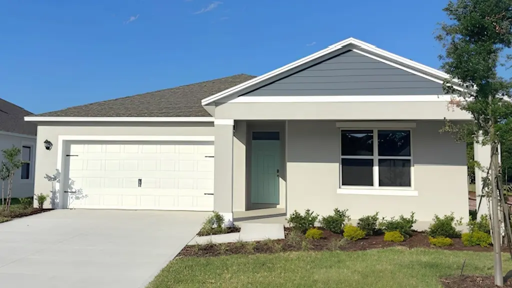 1017 Champion Ridge Dr