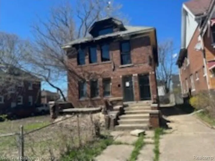 3000 Tyler St